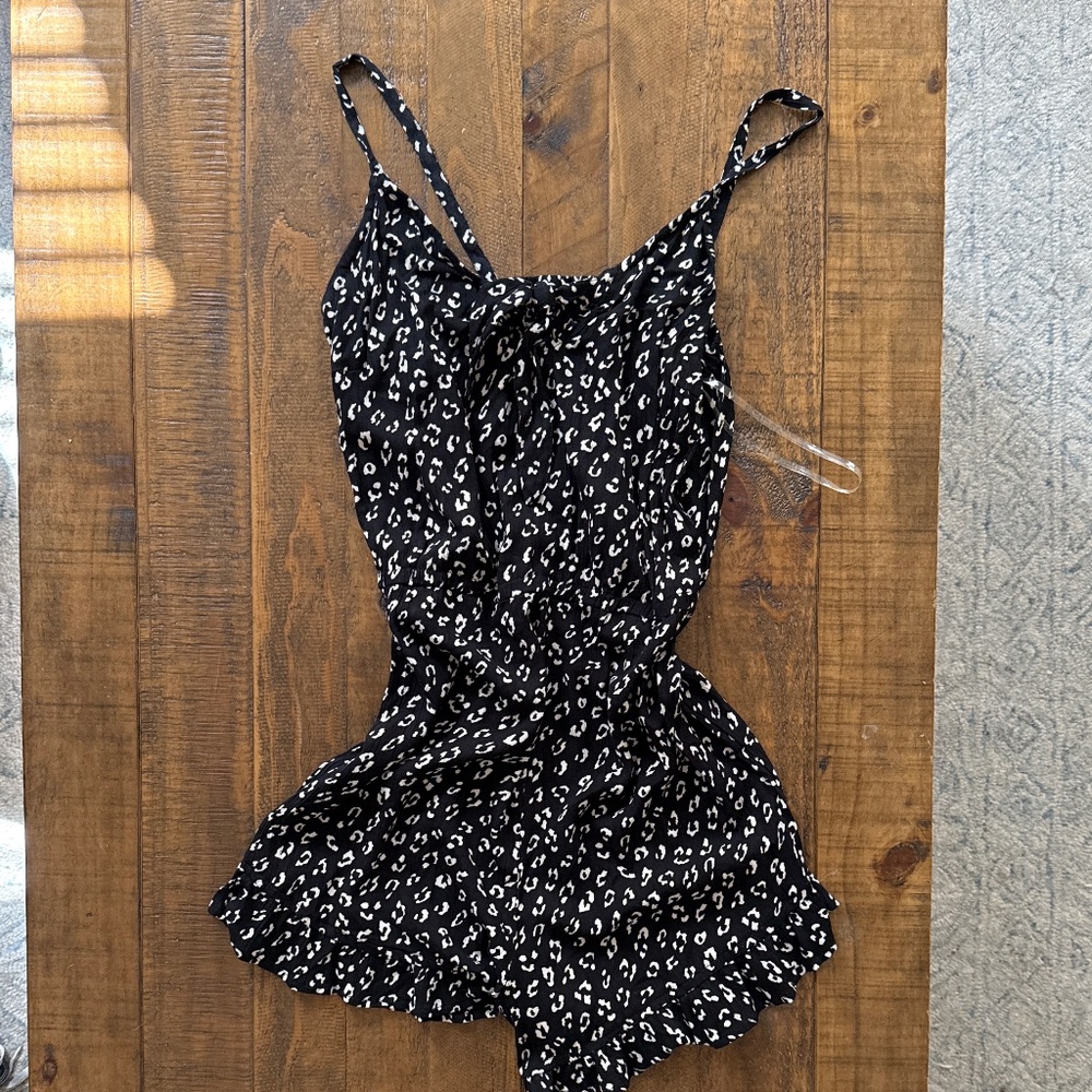 Leopard pattern romper
